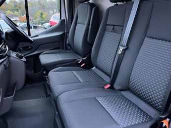 Ford E Transit 350 68kwh Trend Panel Van 5dr Electric Auto Rwd L3 H2 (184 Ps)