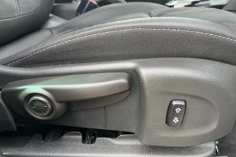 Vauxhall Crossland 1.2 Turbo Ultimate Suv 5dr Petrol Auto Euro 6 (s/s) (130 Ps)