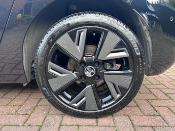 Vauxhall Corsa 5 Door 50kwh Gs Hatchback 5dr Electric Auto (136 Ps)