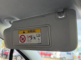 Vauxhall Crossland 1.2 Turbo Elite Nav Suv 5dr Petrol Auto Euro 6 (s/s) (130 Ps)