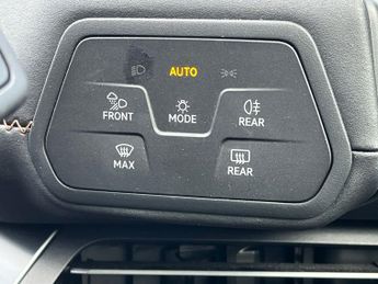 Cupra Born 58kwh V1 Hatchback 5dr Electric Auto (204 Ps)