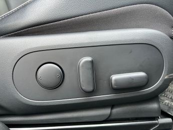 Hyundai Ioniq 5 58kwh Ultimate Hatchback 5dr Electric Auto (170 Ps)