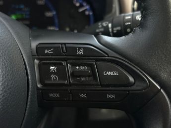 Toyota Yaris Cross 1.5 Vvt H Excel Suv 5dr Petrol Hybrid E CVT Awd Euro 6 (s/s) (11