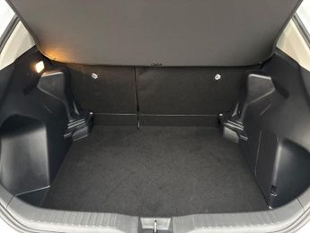 Toyota Yaris Cross 1.5 Vvt H Icon Suv 5dr Petrol Hybrid E CVT Euro 6 (s/s) (116 Ps)