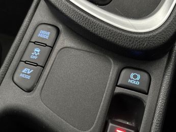 Toyota Yaris Cross 1.5 Vvt H Icon Suv 5dr Petrol Hybrid E CVT Euro 6 (s/s) (116 Ps)