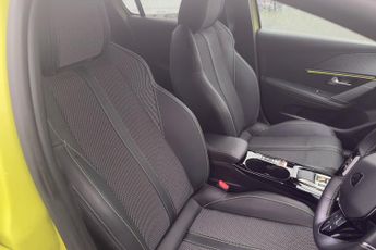 Peugeot 208 1.2 Hybrid Gt Hatchback 5dr Petrol Hybrid E Dsc6 Euro 6 (s/s) (1