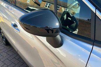 Vauxhall Crossland 1.2 Turbo Ultimate Suv 5dr Petrol Auto Euro 6 (s/s) (130 Ps)