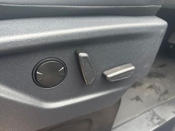 Ford E Transit Custom 320 65kwh Sport Panel Van 5dr Electric Auto L1 H1 (218 Ps)