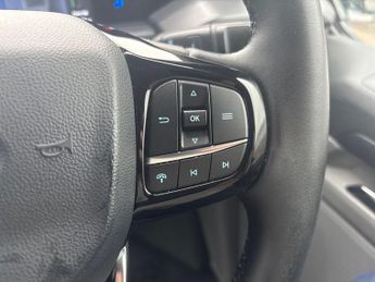 Ford E Transit Custom 320 65kwh Sport Panel Van 5dr Electric Auto L1 H1 (218 Ps)