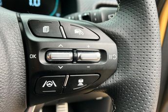 Kia Stonic 1.0 T Gdi Mhev Gt Line S Suv 5dr Petrol Hybrid Dct Euro 6 (s/s) 