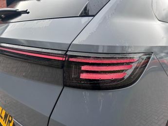 Vauxhall Grandland Electric 73kwh Ultimate Suv 5dr Electric Auto (213 Ps)