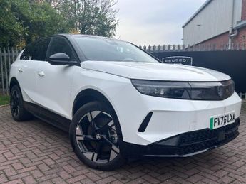 Vauxhall Grandland 73kwh Ultimate Suv 5dr Electric Auto (213 Ps)