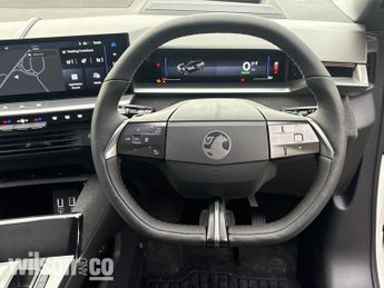 Vauxhall Grandland Electric 73kwh Ultimate Suv 5dr Electric Auto (213 Ps)