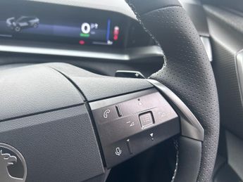Vauxhall Grandland Electric 73kwh Ultimate Suv 5dr Electric Auto (213 Ps)