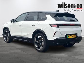 Vauxhall Grandland Electric 73kwh Ultimate Suv 5dr Electric Auto (213 Ps)