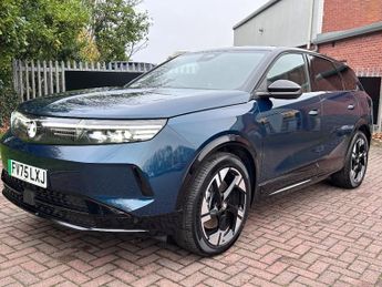 Vauxhall Grandland Electric 73kwh Ultimate Suv 5dr Electric Auto (213 Ps)