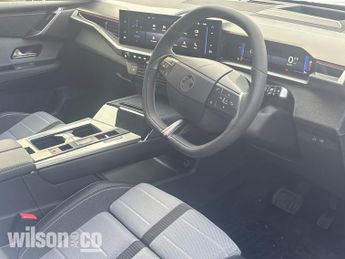 Vauxhall Grandland Electric 73kwh Ultimate Suv 5dr Electric Auto (213 Ps)