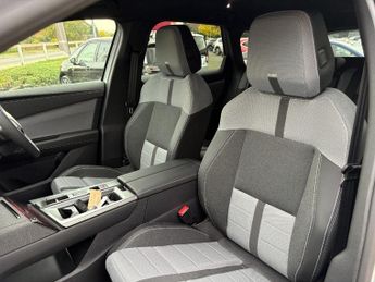 Vauxhall Grandland Electric 73kwh Ultimate Suv 5dr Electric Auto (213 Ps)