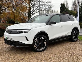 Vauxhall Grandland Electric 73kwh Ultimate Suv 5dr Electric Auto (213 Ps)