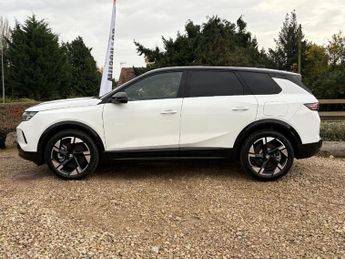 Vauxhall Grandland Electric 73kwh Ultimate Suv 5dr Electric Auto (213 Ps)