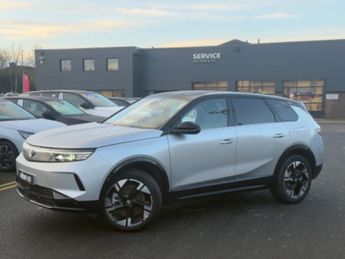 Vauxhall Grandland Electric 73kwh Ultimate Suv 5dr Electric Auto (213 Ps)