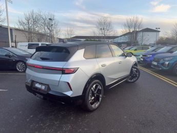 Vauxhall Grandland Electric 73kwh Ultimate Suv 5dr Electric Auto (213 Ps)