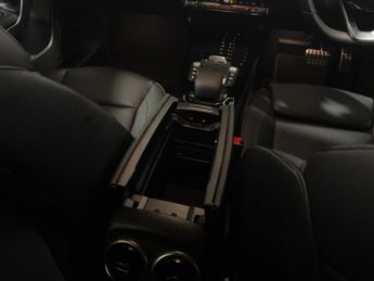 Mercedes Benz Cla 1.3 Cla180 Amg Line Coupe 4dr Petrol 7g Dct Euro 6 (s/s) (136 Ps