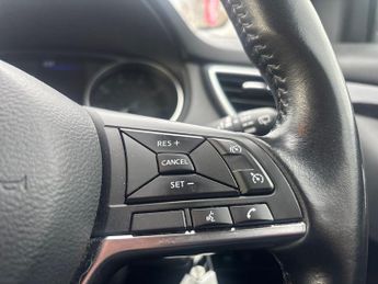 Nissan Qashqai 1.5 Dci Acenta Premium Suv 5dr Diesel Dct Auto Euro 6 (s/s) (115