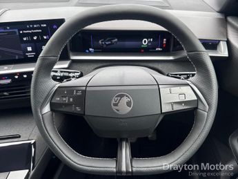 Vauxhall Grandland Electric 73kwh Ultimate Suv 5dr Electric Auto (213 Ps)
