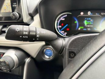 Toyota Rav4 2.5 Vvt H Gpf Excel Suv 5dr Petrol Hybrid CVT 4wd Euro 6 (s/s) (