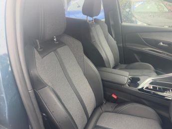 Peugeot 3008 SUV 1.2 Puretech Allure Premium  Plus Suv 5dr Petrol Eat Euro 6 (s/s