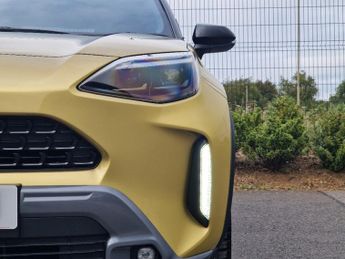 Toyota Yaris Cross 1.5 Vvt H Premiere Edition Suv 5dr Petrol Hybrid E CVT Euro 6 (s