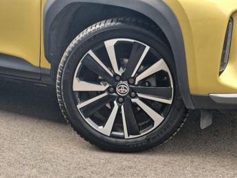 Toyota Yaris Cross 1.5 Vvt H Premiere Edition Suv 5dr Petrol Hybrid E CVT Euro 6 (s