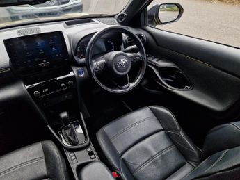 Toyota Yaris Cross 1.5 Vvt H Premiere Edition Suv 5dr Petrol Hybrid E CVT Euro 6 (s