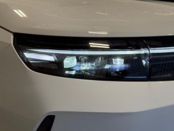 Vauxhall Grandland Electric 73kwh Ultimate Suv 5dr Electric Auto (213 Ps)