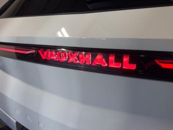 Vauxhall Grandland Electric 73kwh Ultimate Suv 5dr Electric Auto (213 Ps)