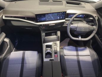 Vauxhall Grandland Electric 73kwh Ultimate Suv 5dr Electric Auto (213 Ps)