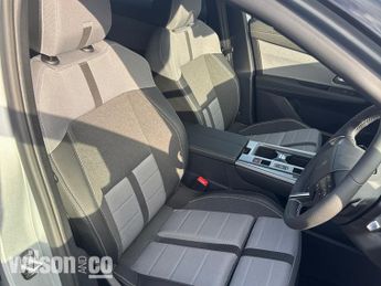 Vauxhall Grandland Electric 73kwh Ultimate Suv 5dr Electric Auto (213 Ps)