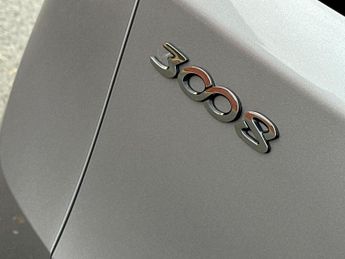 Peugeot 3008 SUV 1.2 Puretech Allure Suv 5dr Petrol Eat Euro 6 (s/s) (130 Ps)