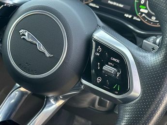 Jaguar F Pace 2.0 P400e 17.1kwh R Dynamic Black Suv 5dr Petrol Plug In Hybrid 