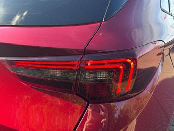 Vauxhall Grandland Hybrid 1.6 14.2kwh Ultimate Suv 5dr Petrol Plug In Hybrid Auto Euro 6 (