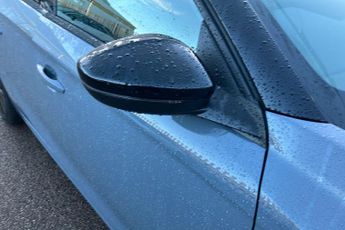 Vauxhall Corsa Electric 50kwh Ultimate Hatchback 5dr Electric Auto (136 Ps)