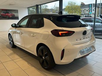 Vauxhall Corsa Electric 50kwh Ultimate Hatchback 5dr Electric Auto (136 Ps)