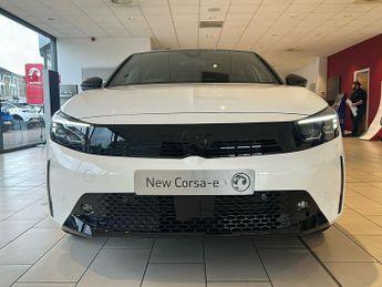 Vauxhall Corsa Electric 50kwh Ultimate Hatchback 5dr Electric Auto (136 Ps)