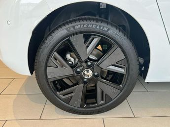 Vauxhall Corsa Electric 50kwh Ultimate Hatchback 5dr Electric Auto (136 Ps)