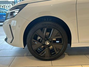 Vauxhall Corsa Electric 50kwh Ultimate Hatchback 5dr Electric Auto (136 Ps)