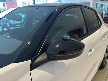 Vauxhall Corsa Electric 50kwh Ultimate Hatchback 5dr Electric Auto (136 Ps)