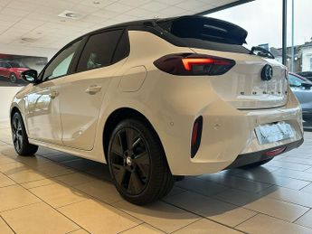 Vauxhall Corsa Electric 50kwh Ultimate Hatchback 5dr Electric Auto (136 Ps)