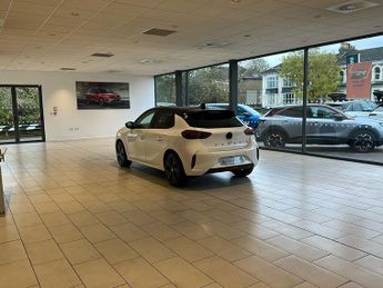 Vauxhall Corsa Electric 50kwh Ultimate Hatchback 5dr Electric Auto (136 Ps)