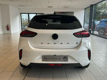 Vauxhall Corsa Electric 50kwh Ultimate Hatchback 5dr Electric Auto (136 Ps)